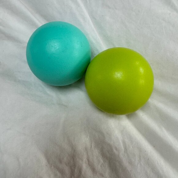 LOVEVERY puzzle, dropbox w/ball  & paint guidebook 7-8 month - Visual-motor toys - Picture 6 of 6